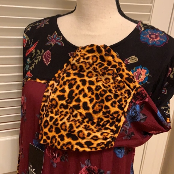 63. The Cutest Tunic Ever!!!  Caleaas Multi Media Tunic in Black Multi - Picture 7 of 16